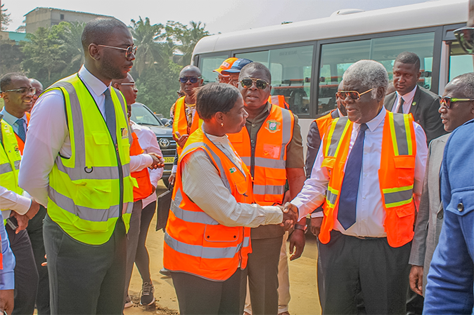 VISITE DES TRAVAUX DE CONSTRUCTION DE LA VOIE DE CONTOURNEMENT D'ABIDJAN (Y4) ET DU 4ÈME PONT (1)