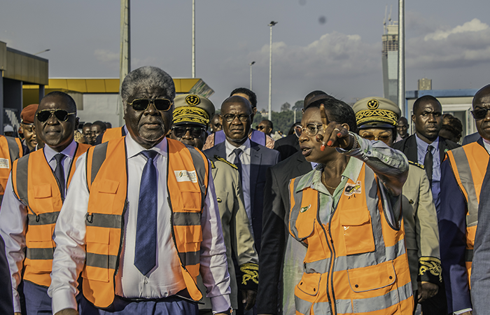 VISITE DE CHANTIER : M. BEUGRÉ MAMBÉ AU 4ÈME PONT D'ABIDJAN